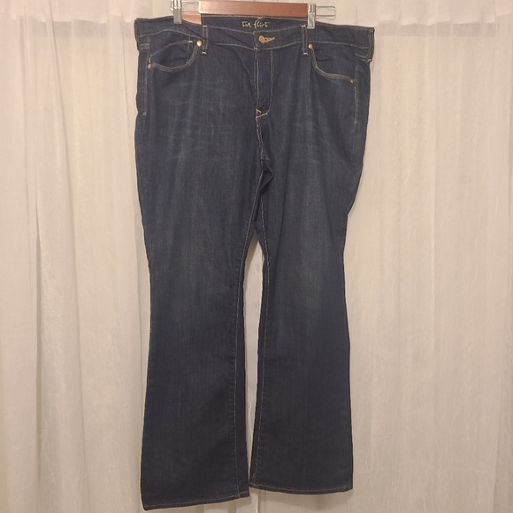 Old Navy Denim - Old Navy Flirt dark wash jeans